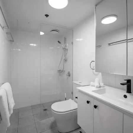 Story Bridge & River View 2B1B Apt W Free Parking! Brisbane Exterior photo