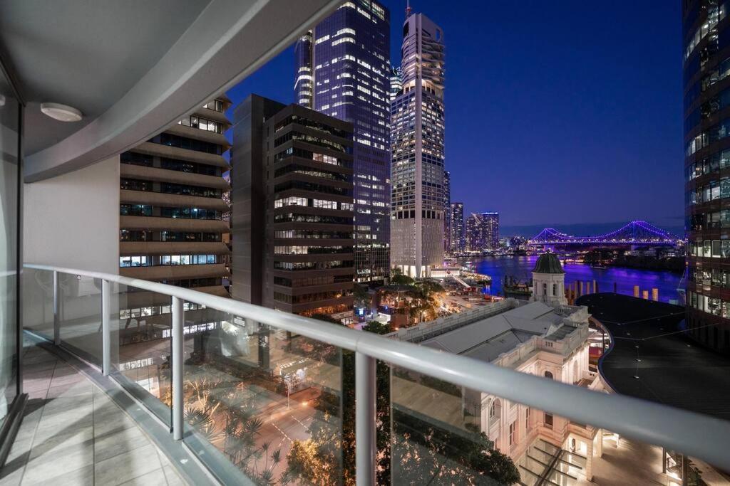 Apartment Story Bridge & River View 2b1b W Free Parking! Brisbane