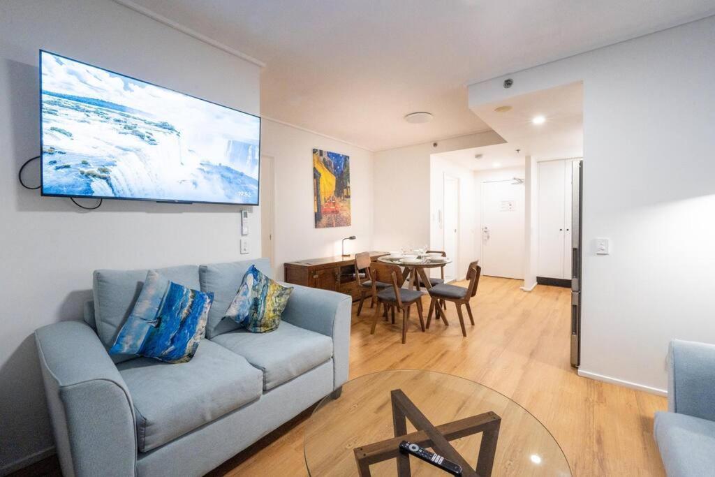 Story Bridge & River View 2b1b W Free Parking!
